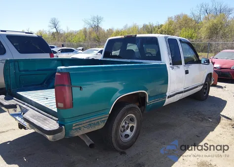 1997 GMC Sierra 1500 Sl Wideside from USA, damaged, VIN 2GTEC19R8V1523024